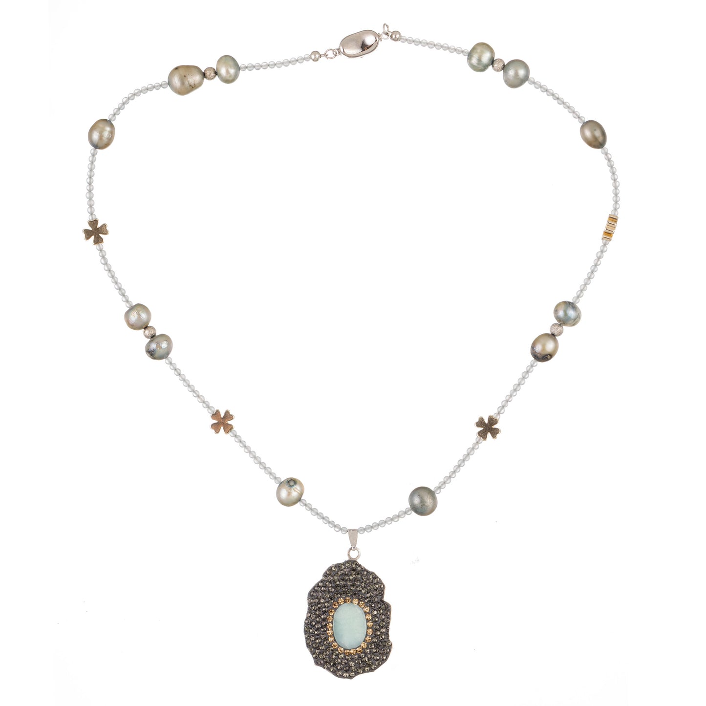 Nocturn 1 – colier handmade fashion cu mărgele florale din chalcedon, sidef natural, metal și sticlă, în nuanțe misterioase de turquoise, gri, argintiu și auriu – design beaded cu pandantiv, unisex, pentru un stil creativ și rafinat din colecția ‘Perlina – Eleganța perlelor, reinventată’.