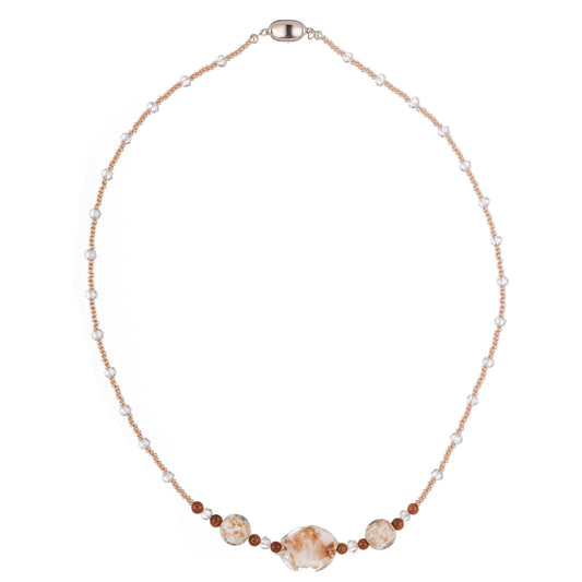 Colier Chic 5 cu mărgele din sticlă Murano, pietre Piatra Soarelui, cristal și metal — design beaded elegant în tonuri albe, maro și rose gold.