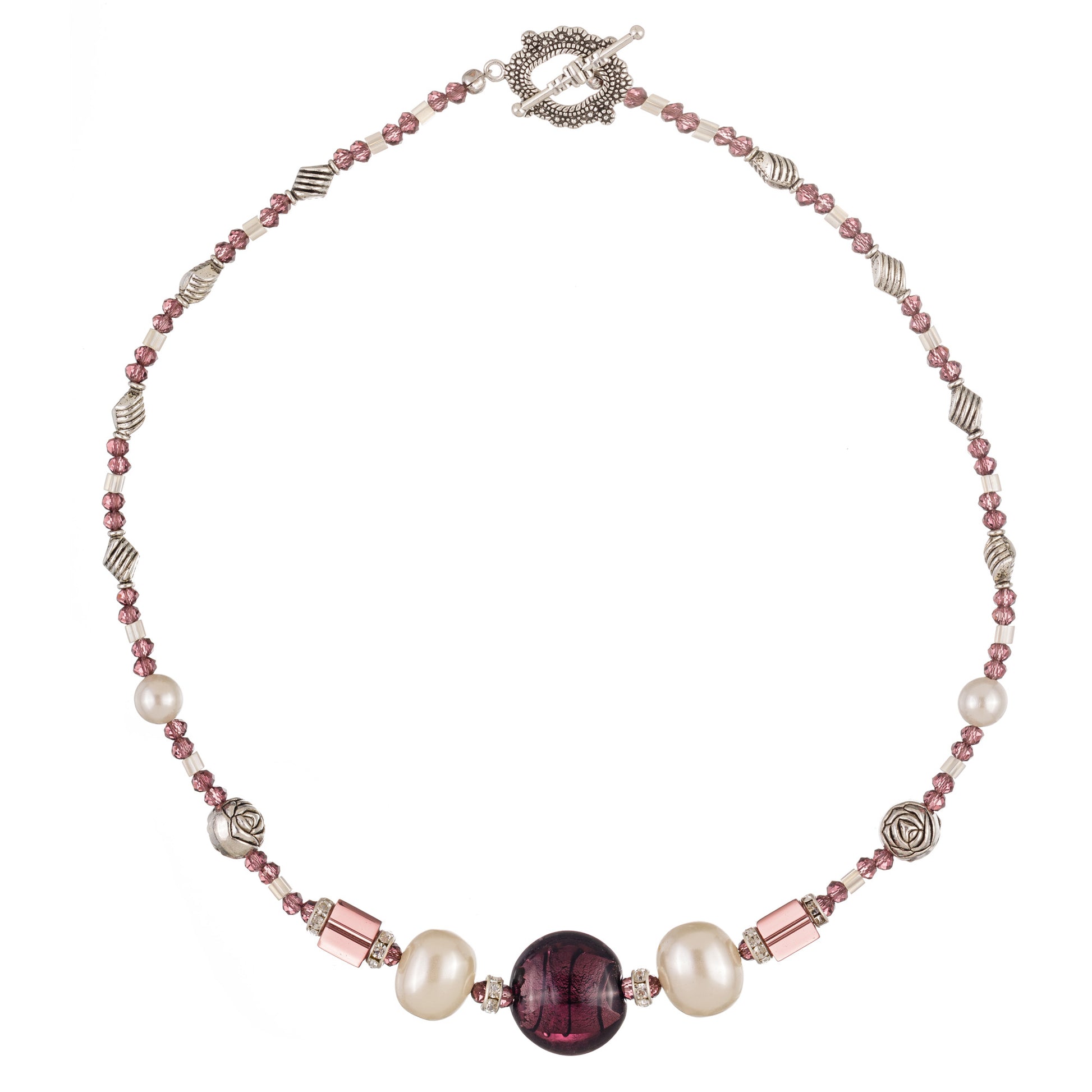 Jolie 3 – colier handmade beaded cu perle de Mallorca, sticlă Murano și metal argintiu, în nuanțe delicate de roz, aur roz și argintiu – rafinament feminin cu aer atemporal.