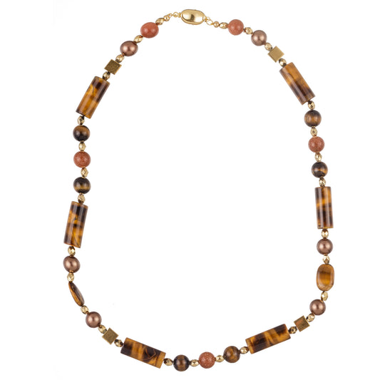 Jolie 5 – colier handmade beaded cu Tiger’s Eye, hematit și sunstone, în tonuri calde de maro, auriu și gold – un accesoriu feminin, elegant, inspirat de natură și rafinament.